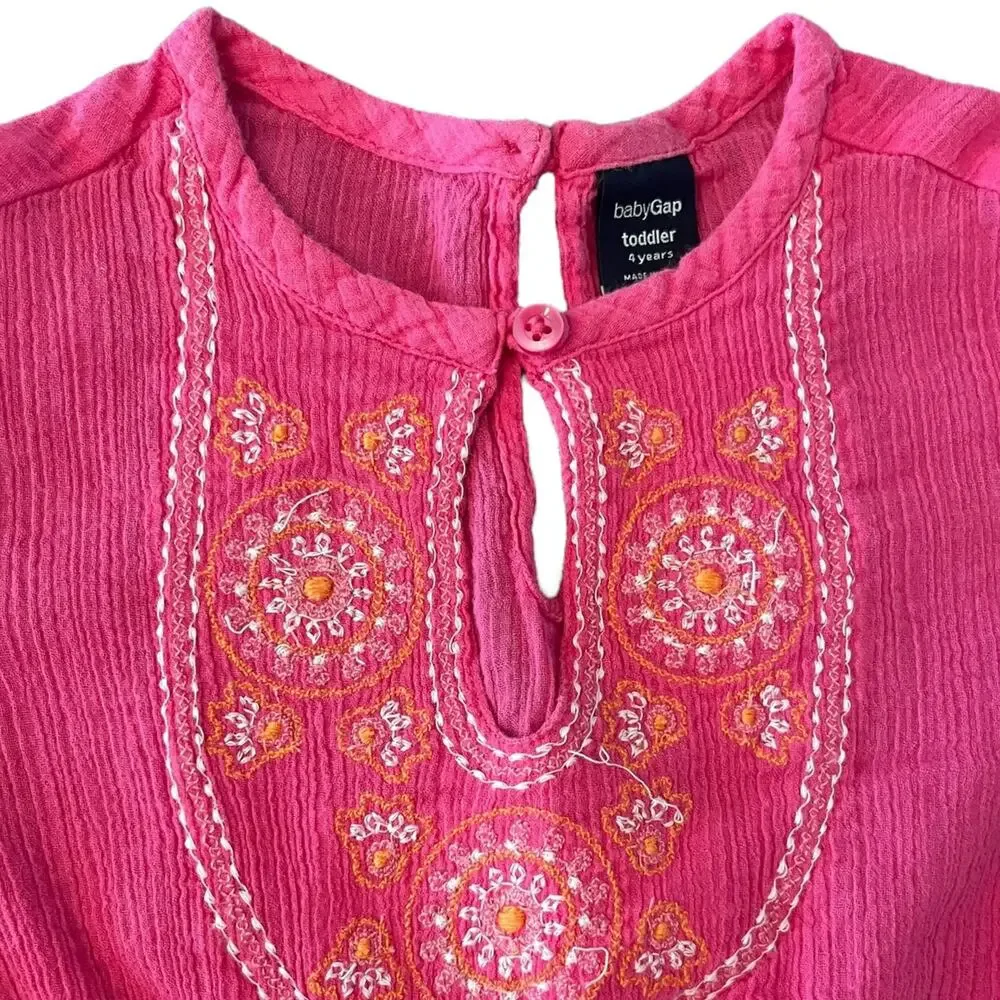 GAP embroidered pink